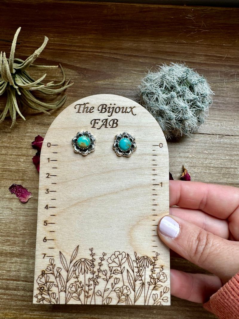 Stud flower kingman turquoise earrings option 1